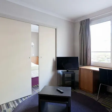 Apartment Paris 15 Porte De Versailles